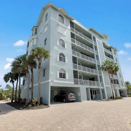 Captains Bay 3Br Beach Condo